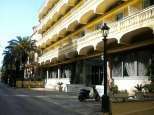 Гостиница Arion Hotel Corfu