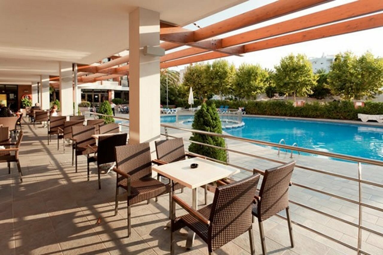 Фото Hotel California Garden