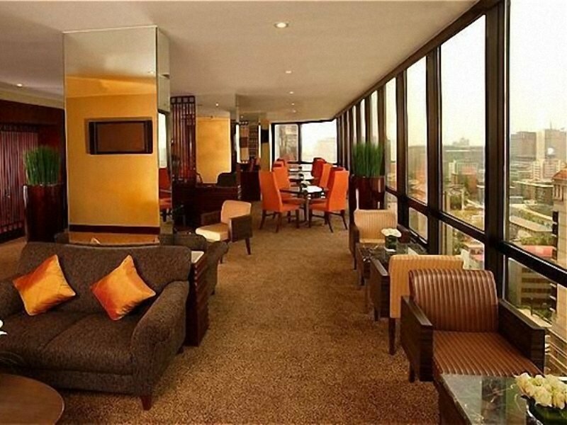 Фото Novotel Beijing Peace