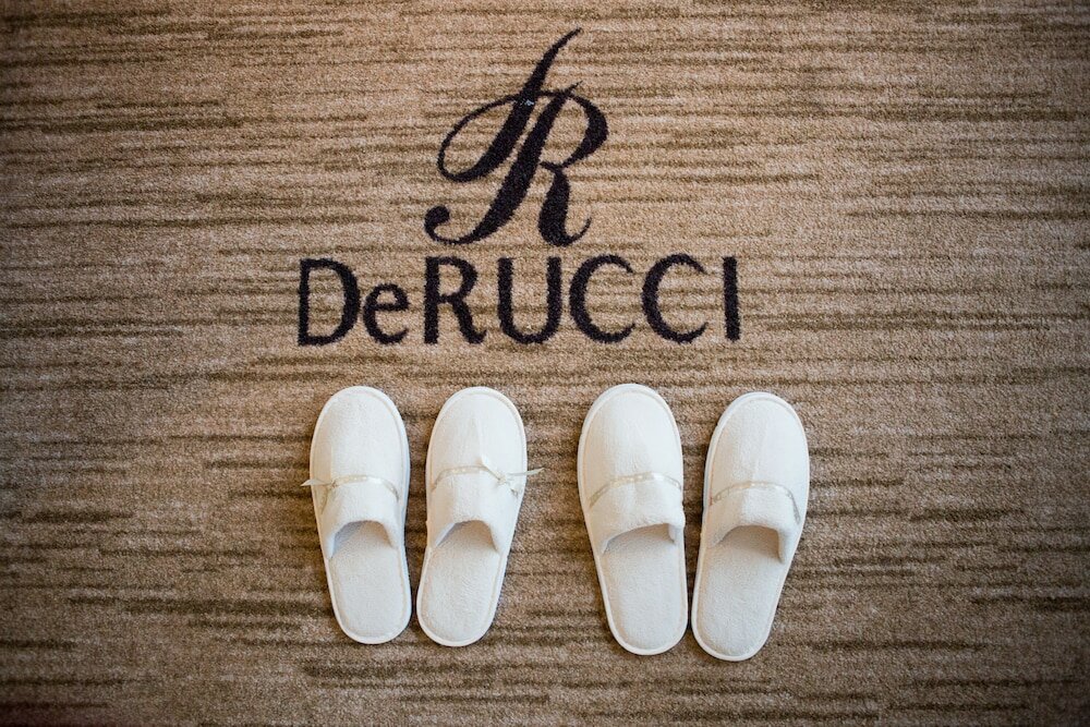 Фото DeRUCCI Hotel