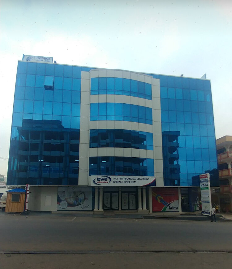 Bank Izwe Savings & Loans Adum, Kumasi, photo