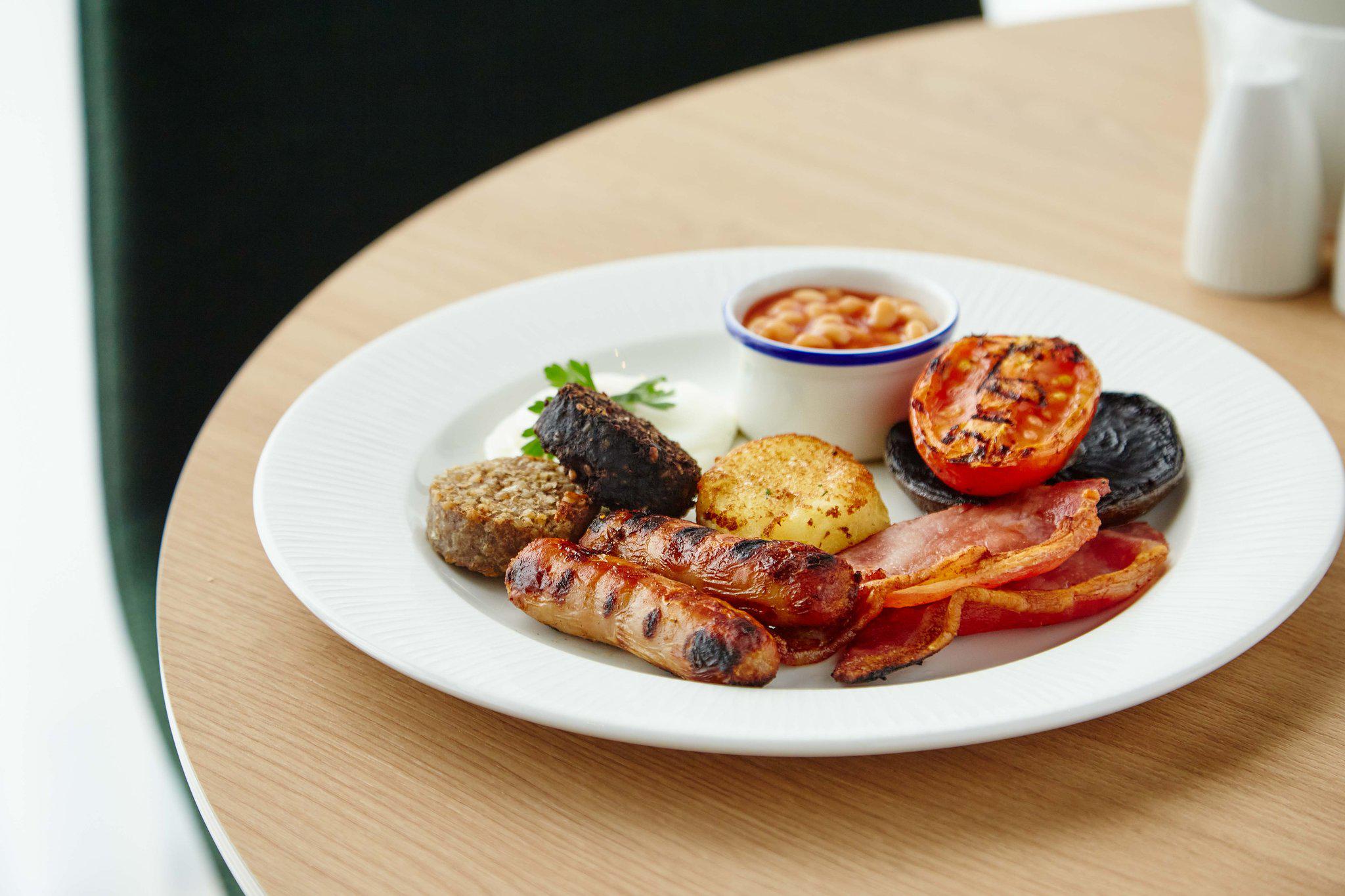 Фото 158242913888