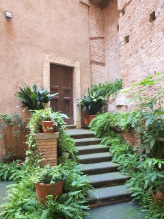 Фото Opera Street In Vatican Hotel