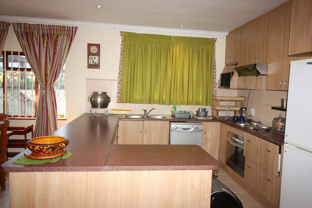 Фото Covenant Well Guest House