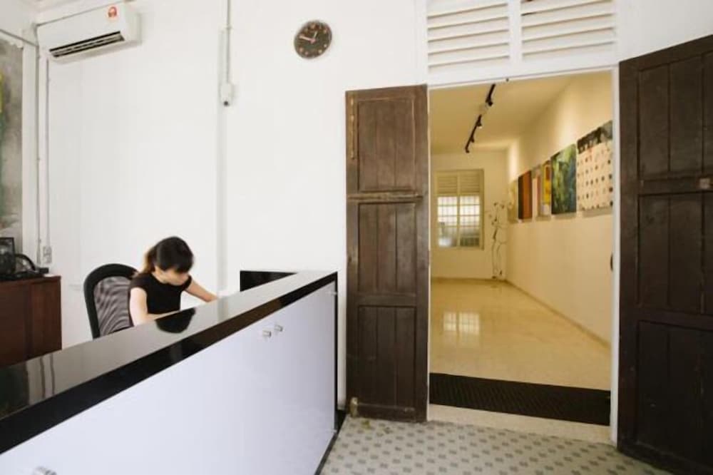 Фото Paper Plane Hostel