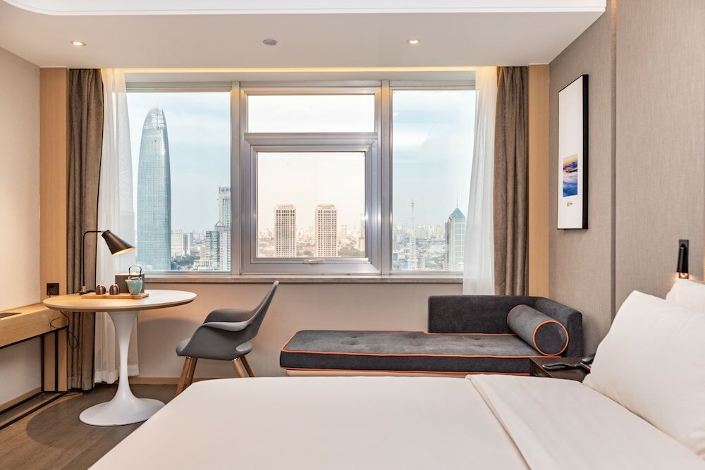 Фото Atour Hotel Daguanyuan Jinan