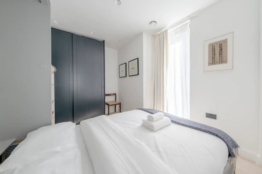 Фото Gorgeous Central London 2bd Flat - Soho