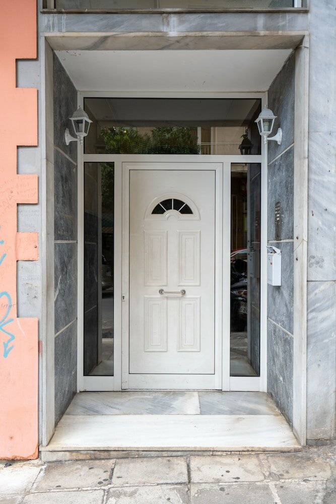 Фото Deluxe 4 Bedrooms Apartment in Athens Center