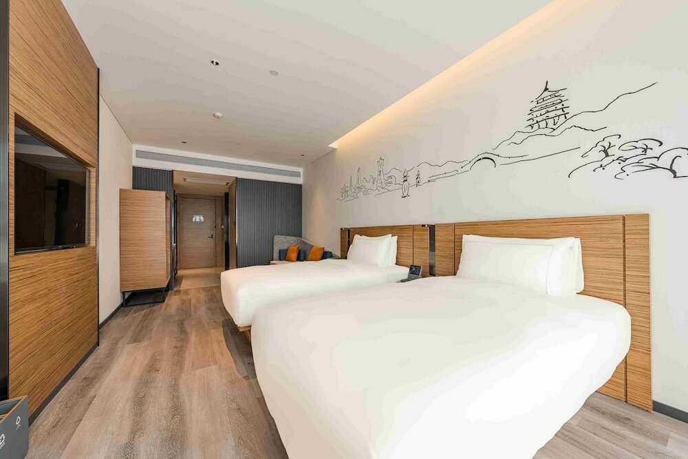 Фото UrCove Hangzhou Riverside Cbd