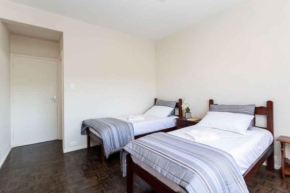 Фото Incrível Vista com 4 Quartos e Lareira