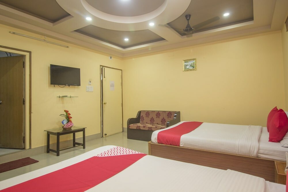 Фото Oyo 29736 Nandanik Palace