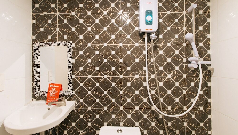 Фото RedDoorz @ Piy Margal Sampaloc Manila