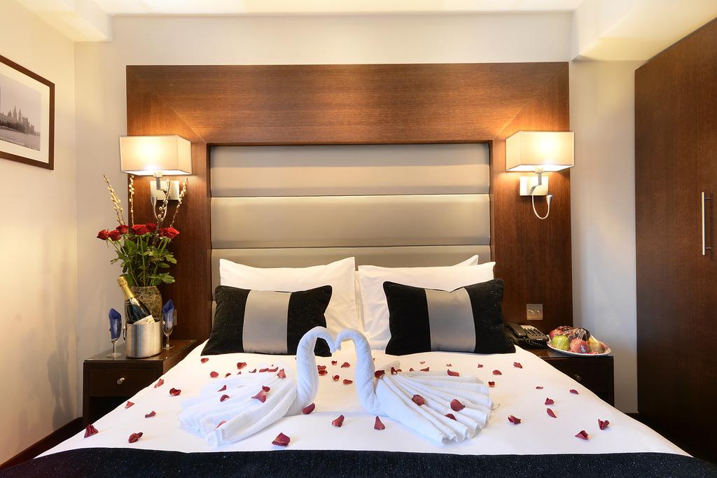 Фото Park Grand London Lancaster Gate