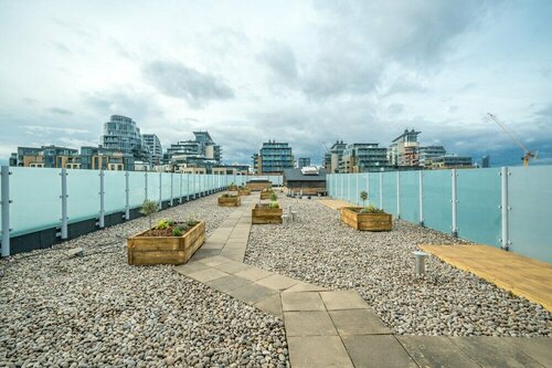 Гостиница Altido Gorgeous 2-Bed Flat W Desk In Wandsworth в Лондоне