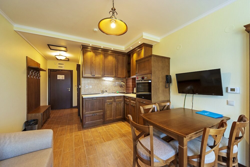 Фото 7 Pools SPA & Apartments