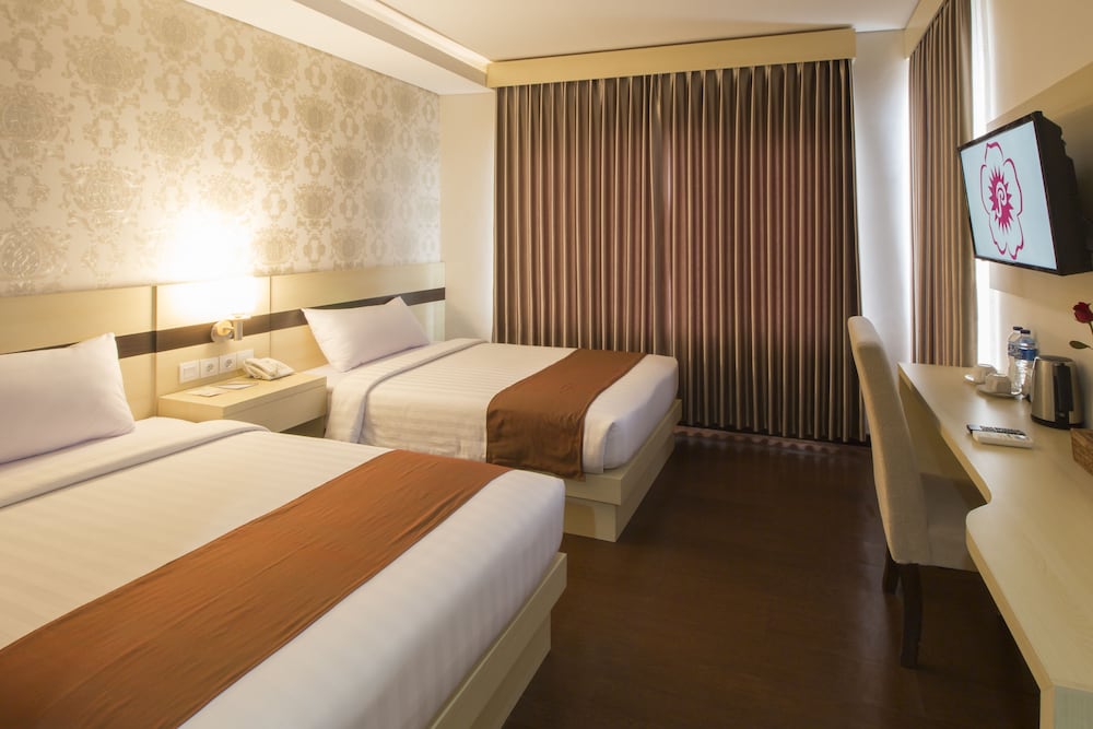 Фото Grand Puri Saron Yogyakarta