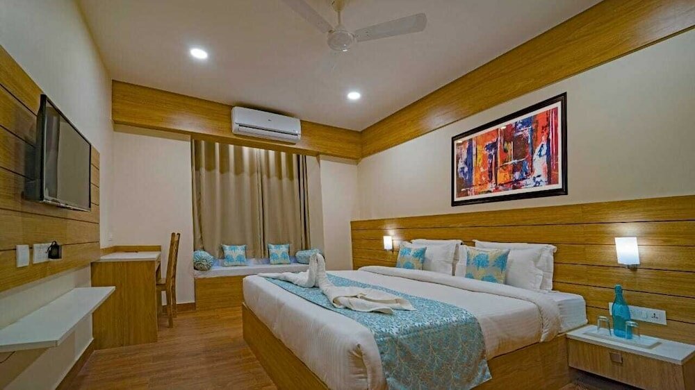 Фото One Earth Wonder Clif Udaipur