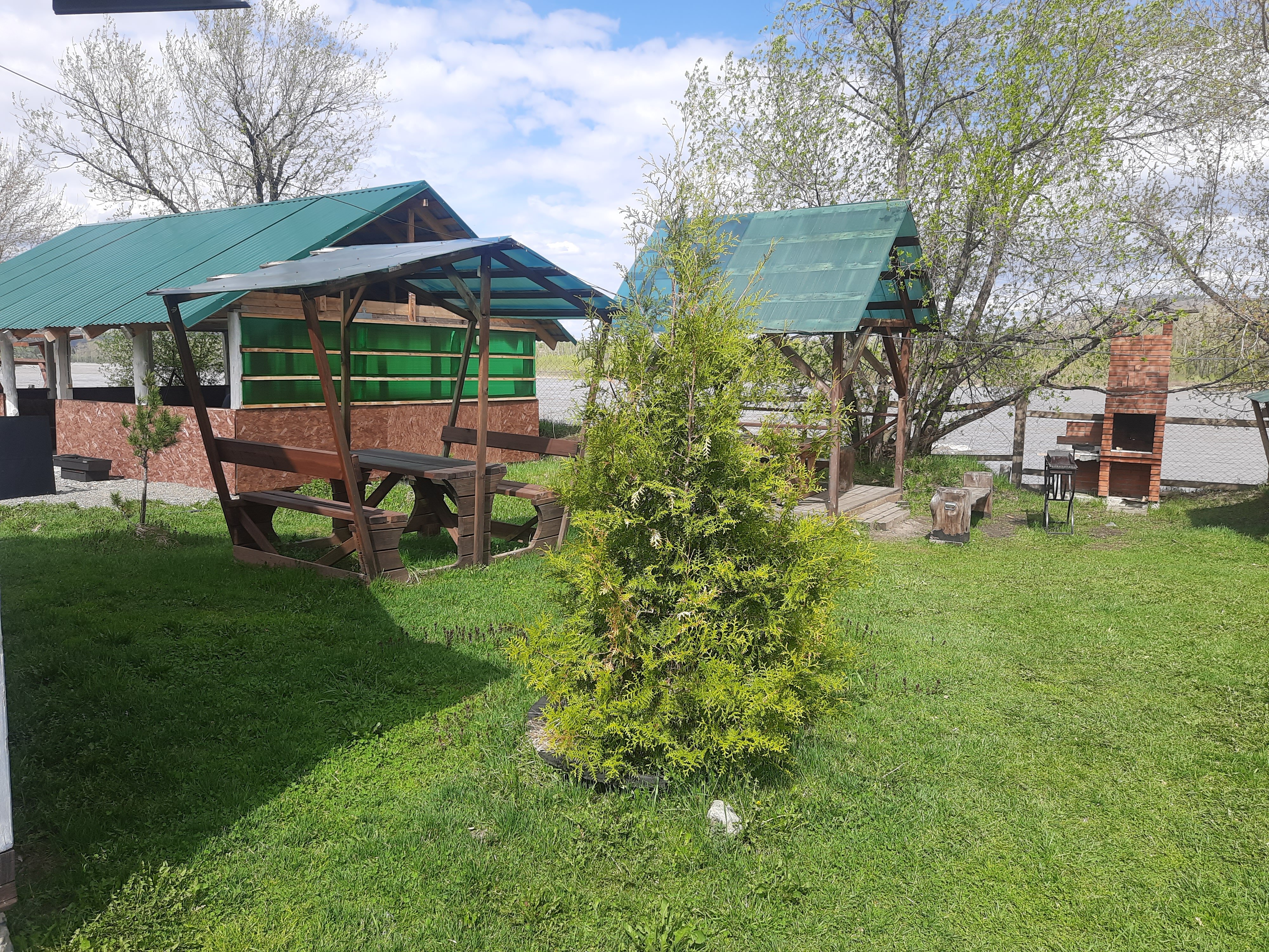 Фото Три Клёна