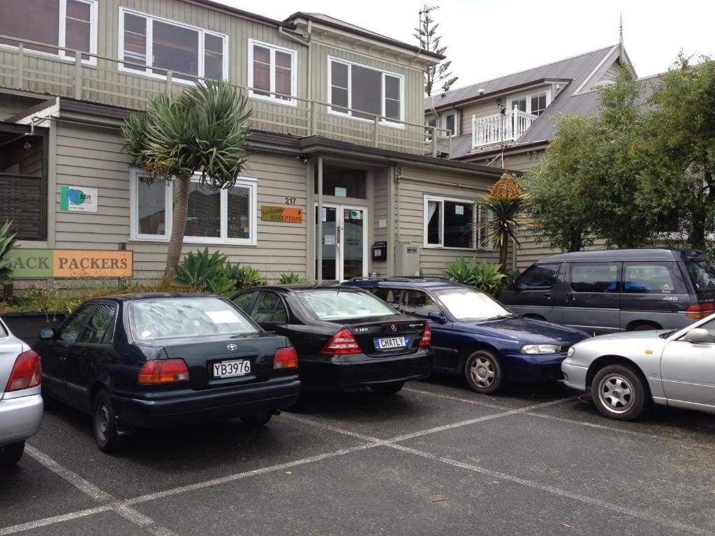 Фото Uenuku Lodge - Hostel