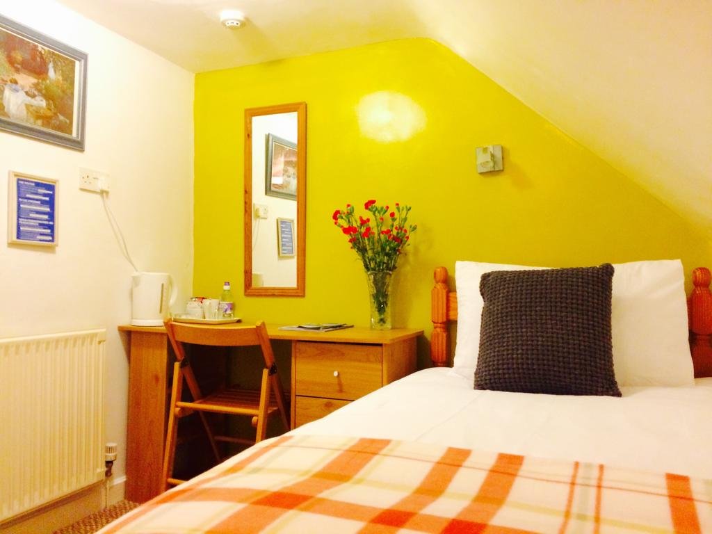 Фото Rowantreebank Bed and Breakfast