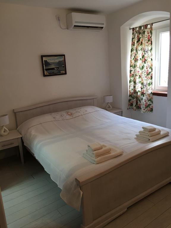 Фото Guesthouse Athos