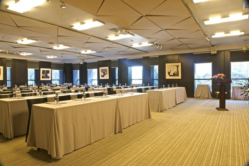 Фото Zhuhai Zobon Art Hotel