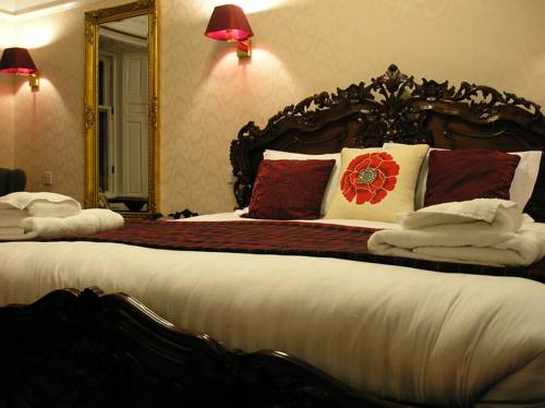 Фото Castle Venlaw Hotel