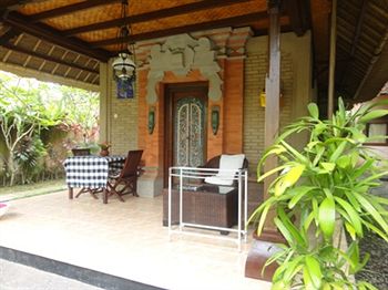 Фото Warsa Garden Bungalows