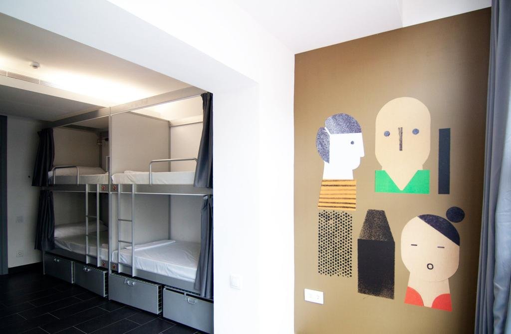 Фото Hostel St Christopher's Inn Barcelona