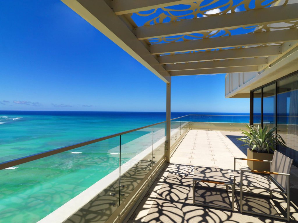 Фото Moana Surfrider, A Westin Resort & SPA, Waikiki Beach