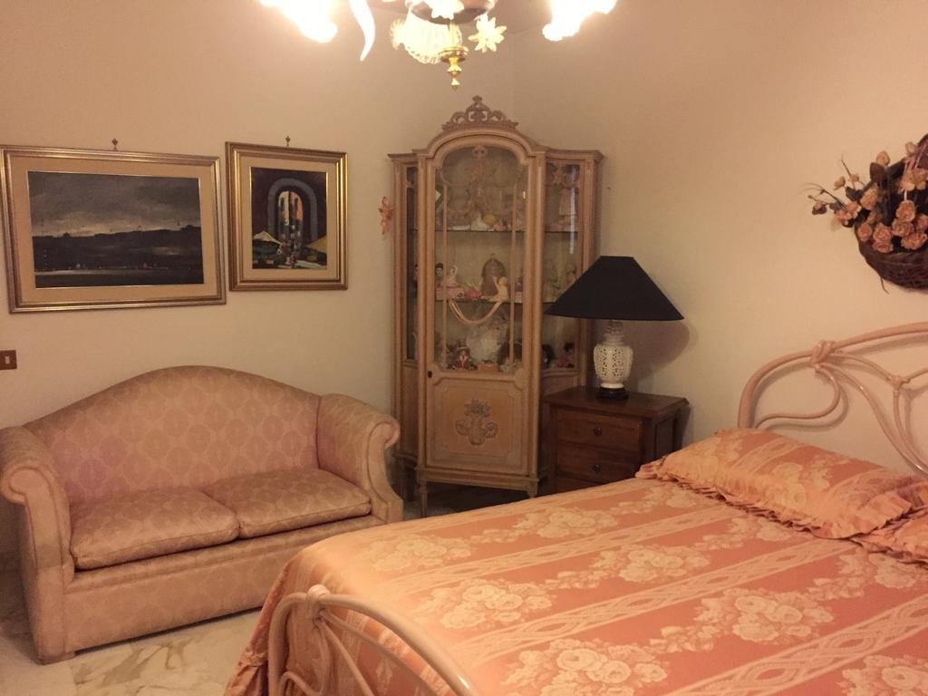 Фото Lucilla's World B&b