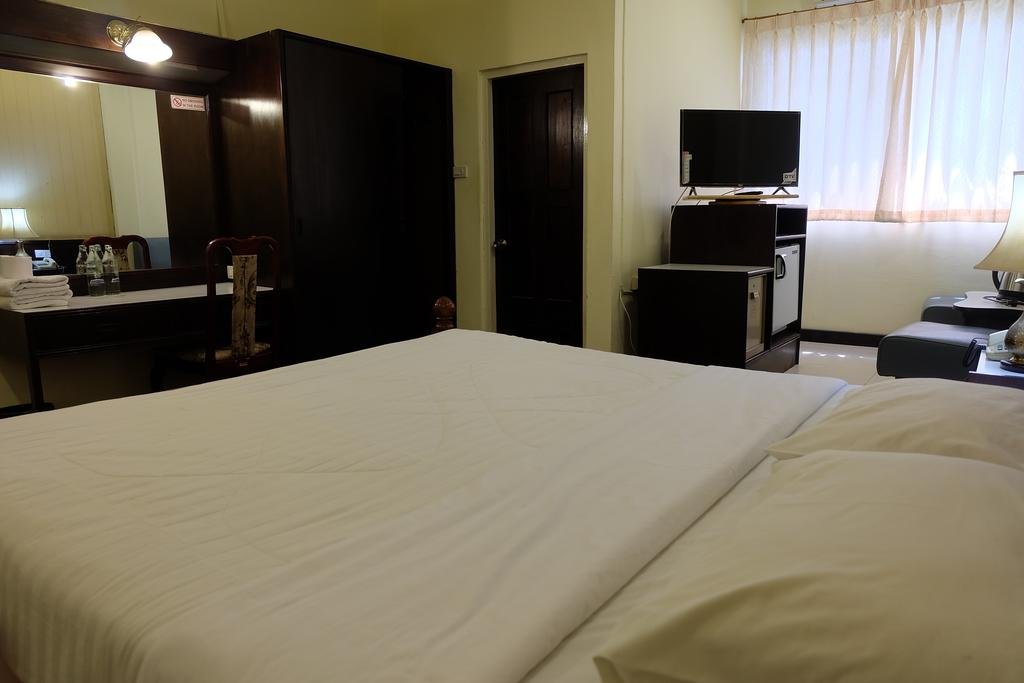 Фото Prince Hotel