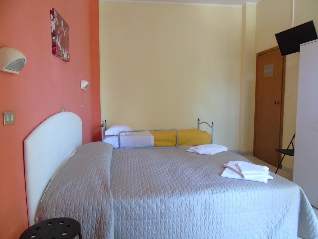 Фото Hotel Morri's