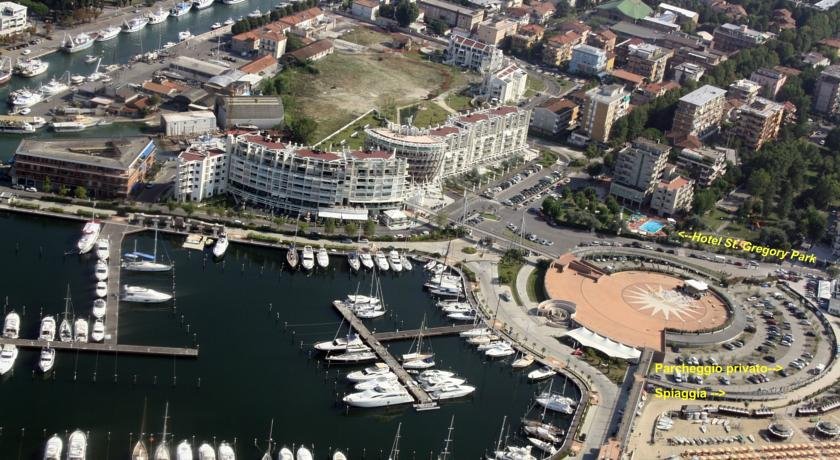 Фото Hotel St. Gregory Park