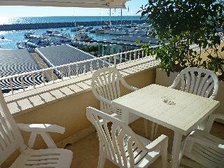Гостиница Villa Lia - Two Bedroom No. 3 в Сан-Винченцо