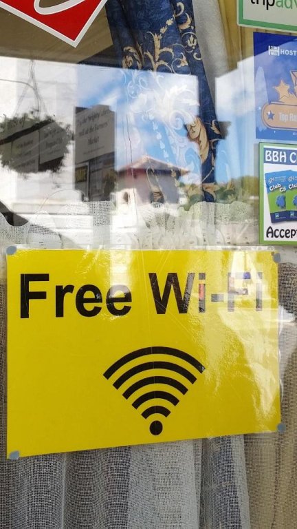 Фото Empire Hotel Backpackers