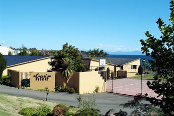 Фото Oasis Beach Resort