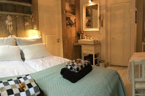 Гостиница Guesthouseamsterdam в Амстердаме