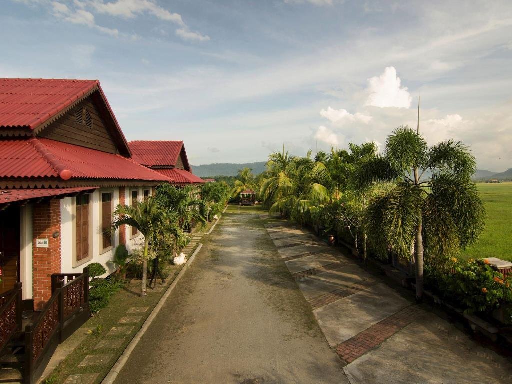 Фото Jasmine Villa Tropical Garden