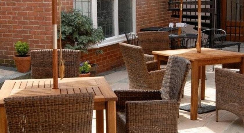 Фото The Lion Hotel