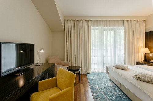 Внешний вид отеля Crowne Plaza Borjomi  в Боржоми, фото 3