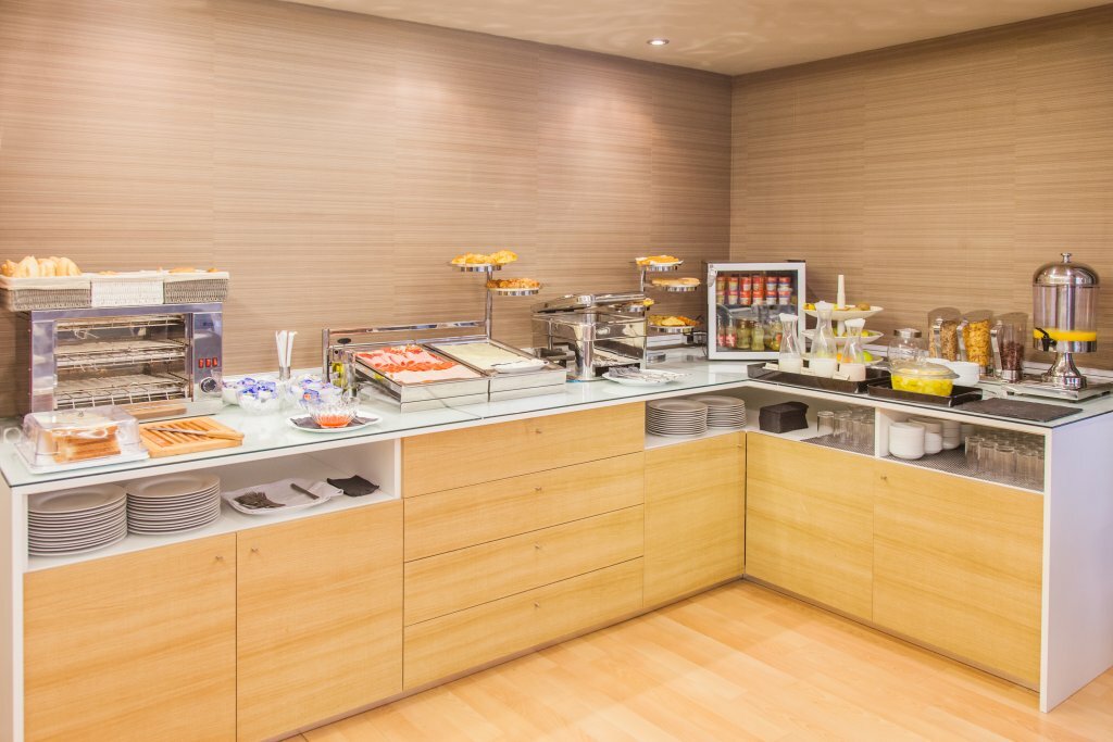 Фото Hotel Avenida