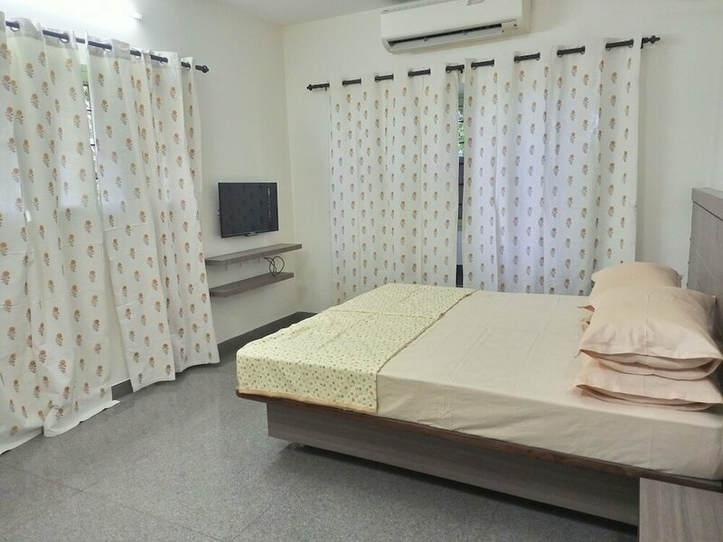 Гостиница Transit Nest - Near Madurai Airport