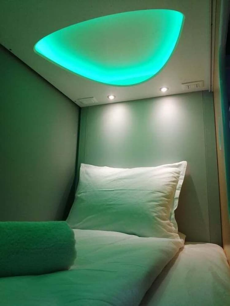 Фото Green cube hostel