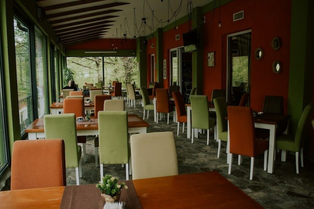 Фото Hotel Serdar