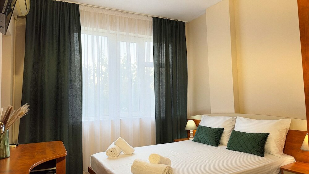 Фото Dezudava Hotel