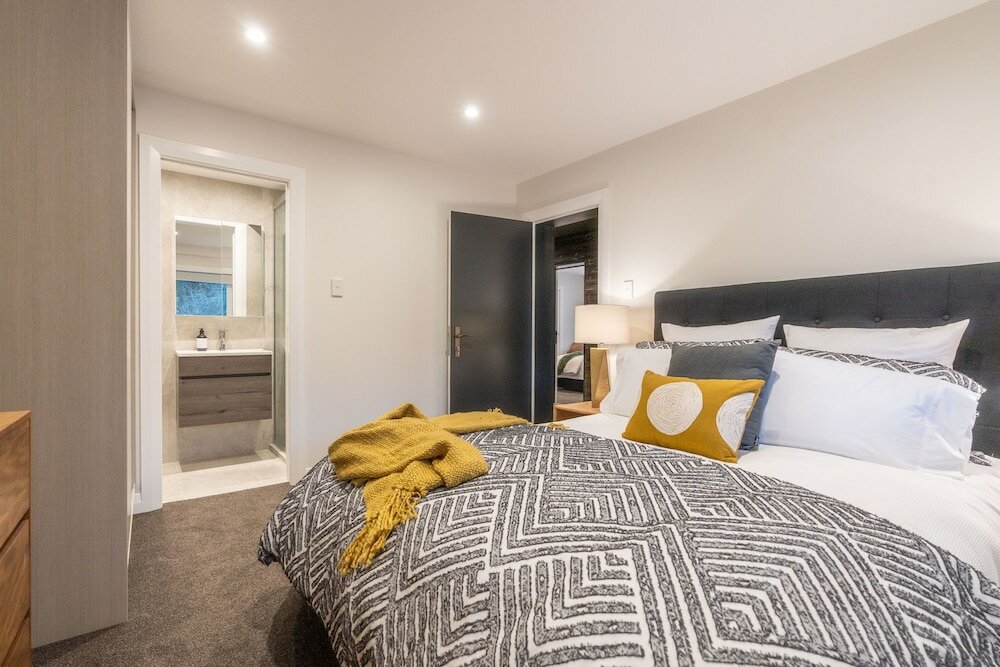 Фото The Village Reserve