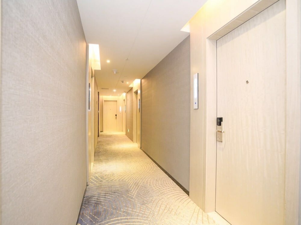 Фото Echarm Hotel