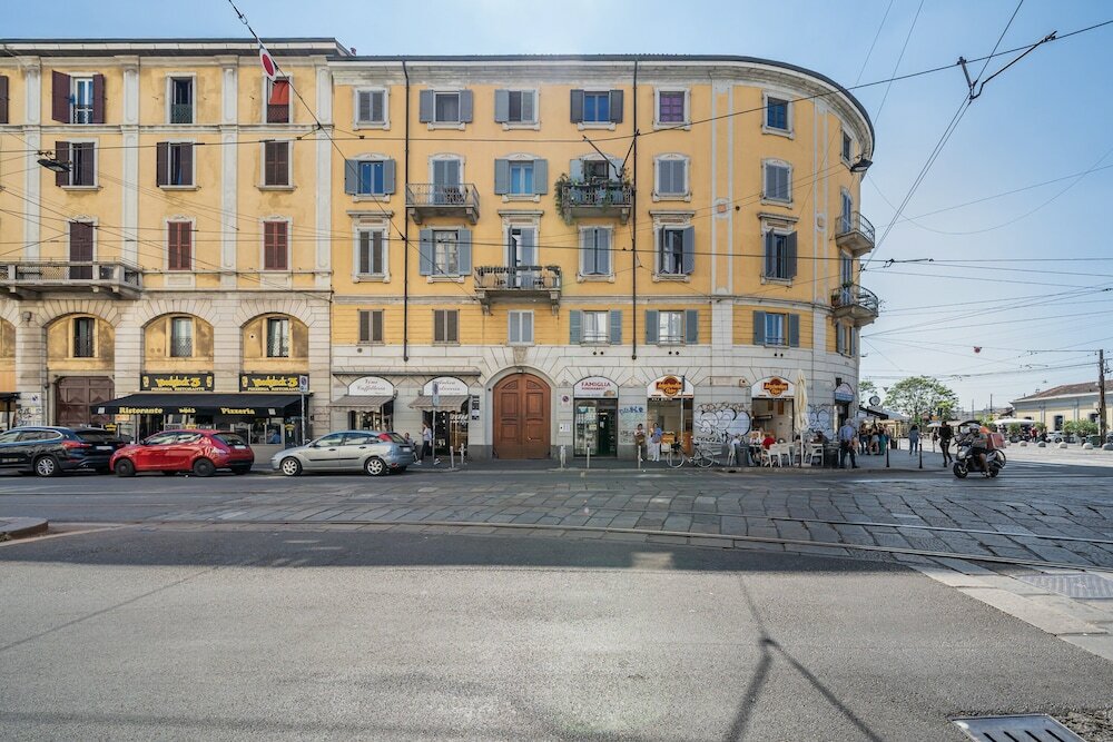 Фото Milano Apartments - Navigli Porta Genova