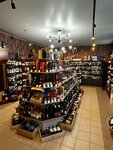 Chateau (Malaya Street, 27/12), alcoholic beverages